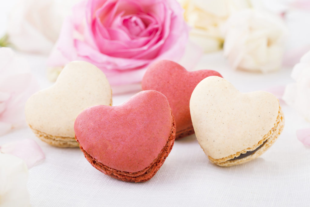 Heart macarons with roses for mother's day